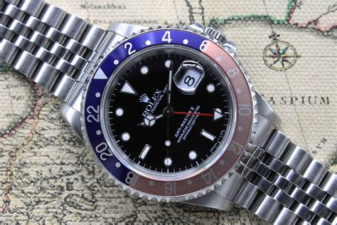 1989 rolex gmt pepsi|rolex gmt pepsi holes.